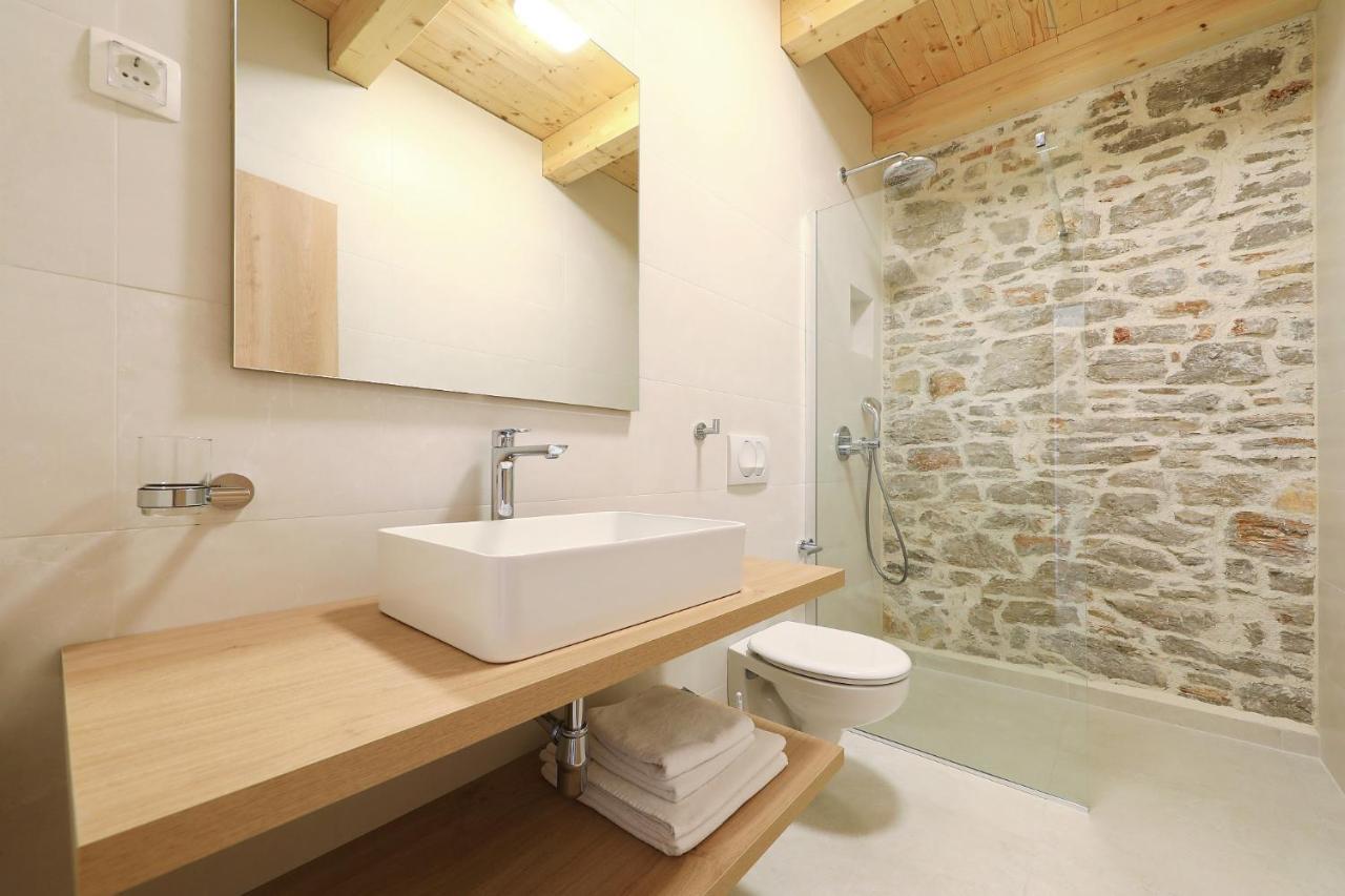 Villa Mira With A Heated Pool And A Sea View Božava Kültér fotó