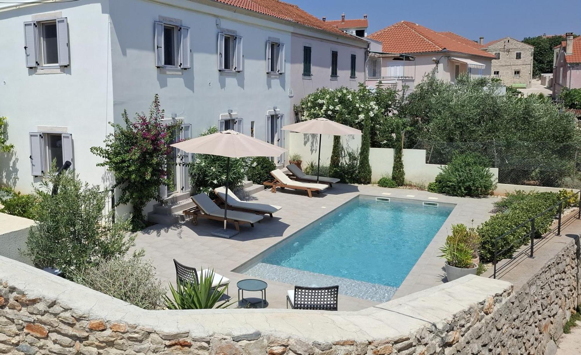 Villa Mira With A Heated Pool And A Sea View Božava Kültér fotó